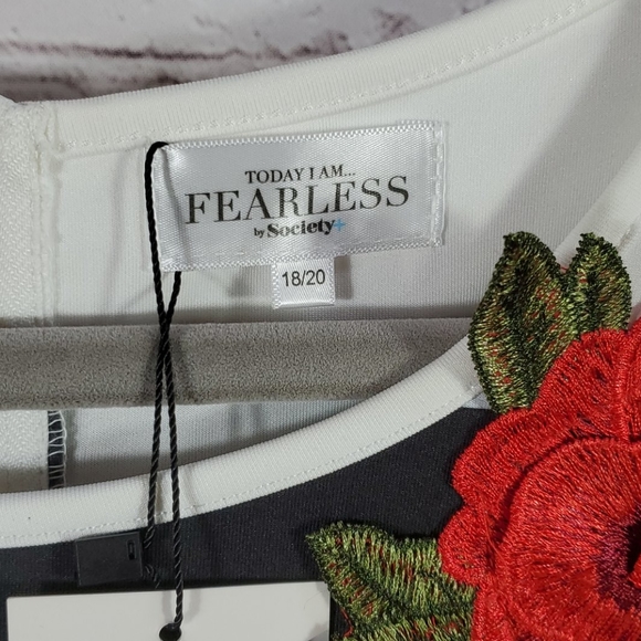 Society + Crop Top 18/20 NWT - Picture 3 of 4